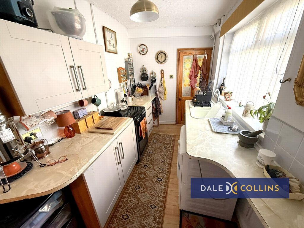 Property photo 3 of 24 Photo 12