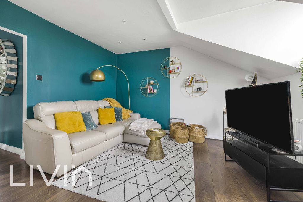 Property photo 1 of 21 120A0660