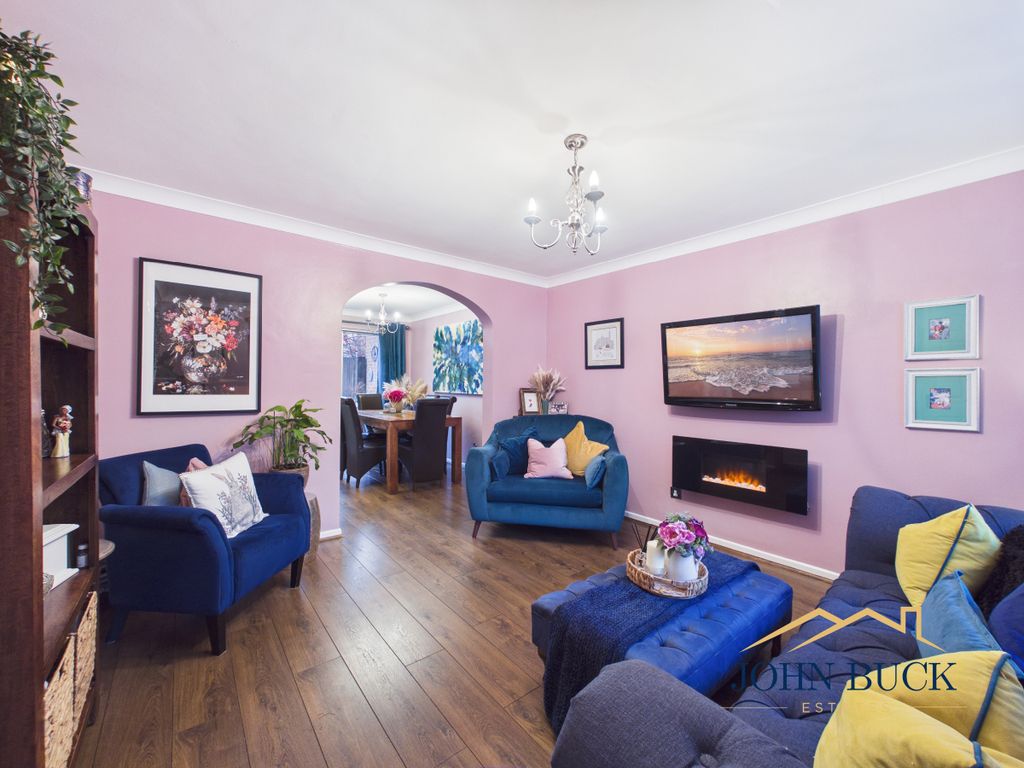 Property photo 3 of 22