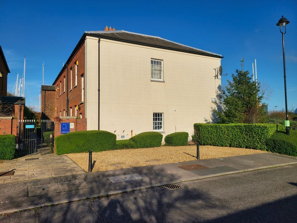 Property photo 3 of 40