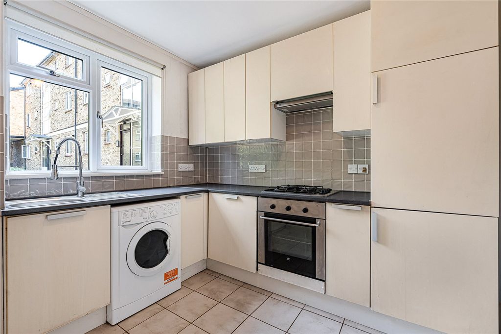 Property photo 3 of 6 Picture No. 02