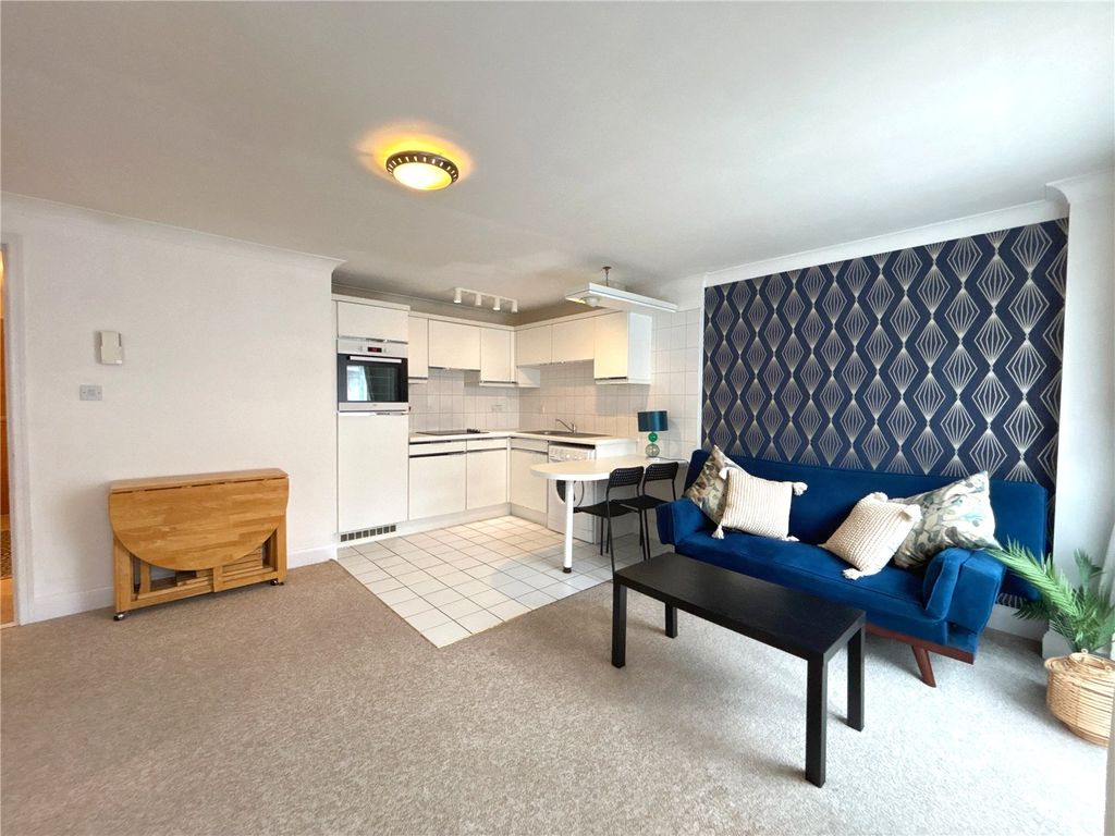 Property photo 1 of 19 Picture No. 27