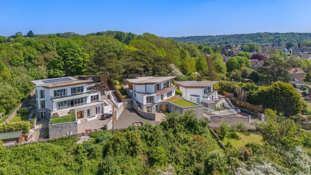 Property photo 1 of 46