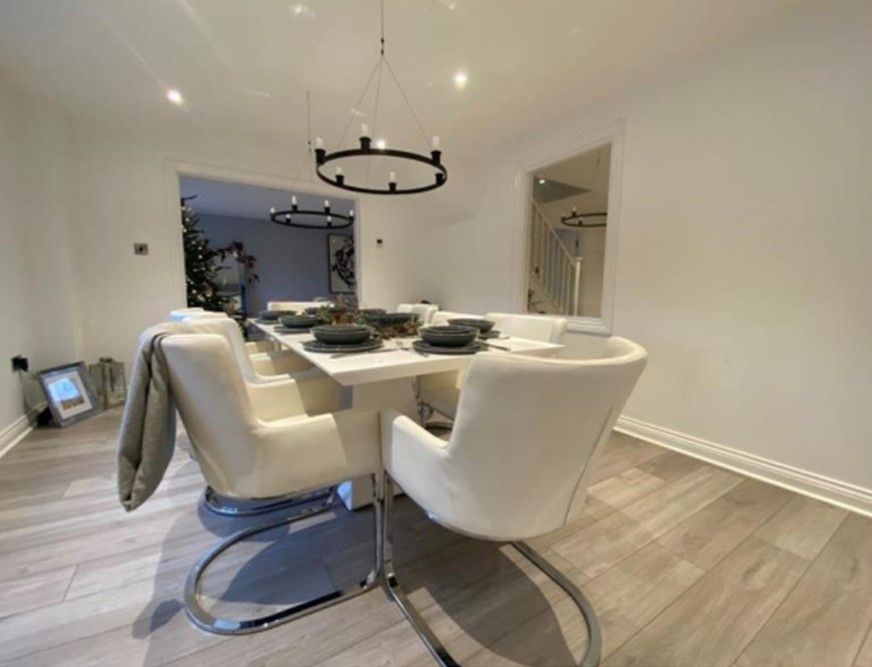 Property photo 3 of 12 Image