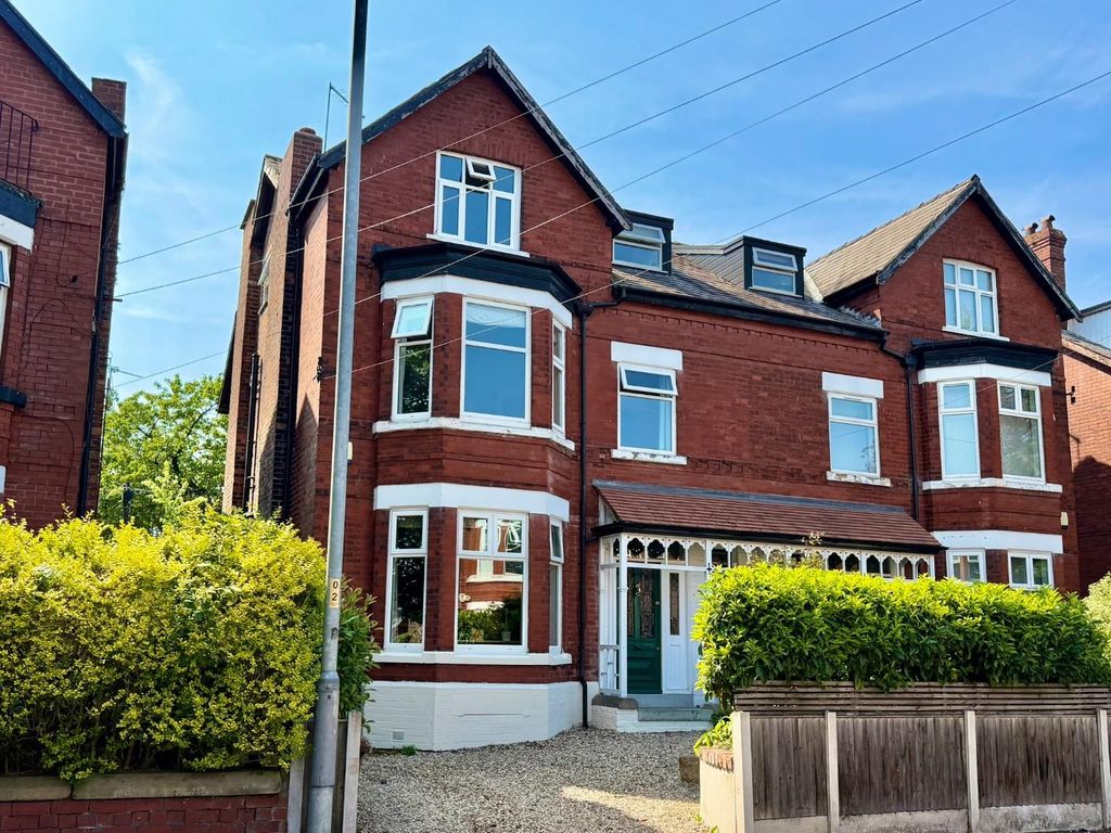 Property photo 1 of 40