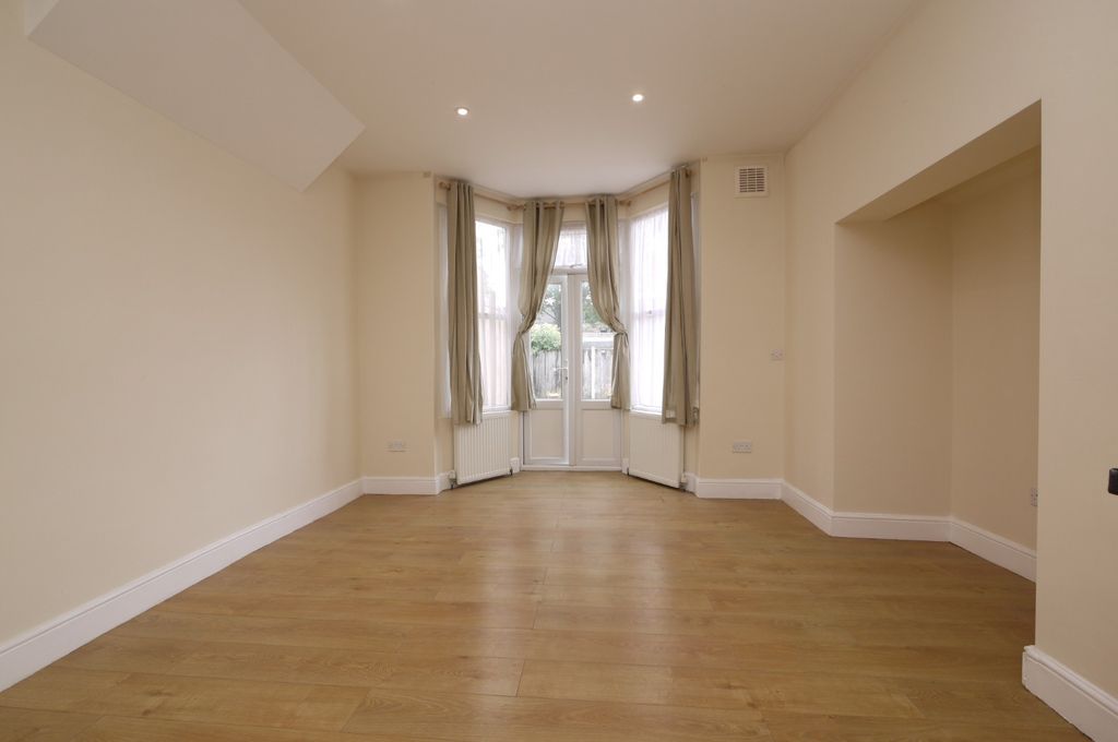 Property photo 3 of 9 5214134