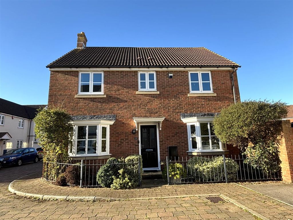 Property photo 1 of 22 Front