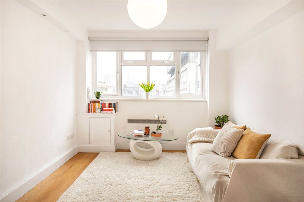 Property photo 2 of 23 Reception Room