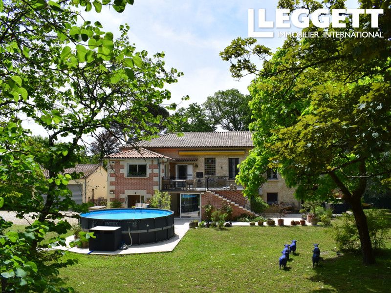 Property photo 2 of 10