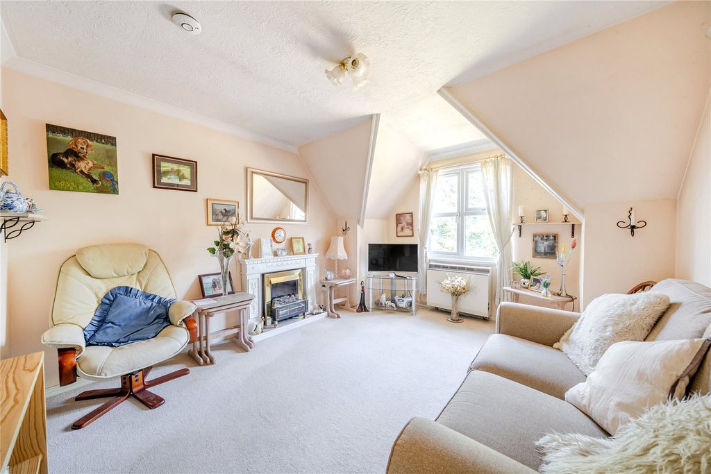 Property photo 3 of 14 Picture No. 13