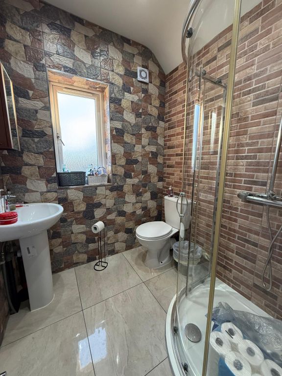 Property photo 2 of 14 Gallery