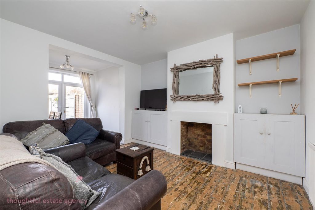 Property photo 2 of 9 Wl-002_Wm.Jpg