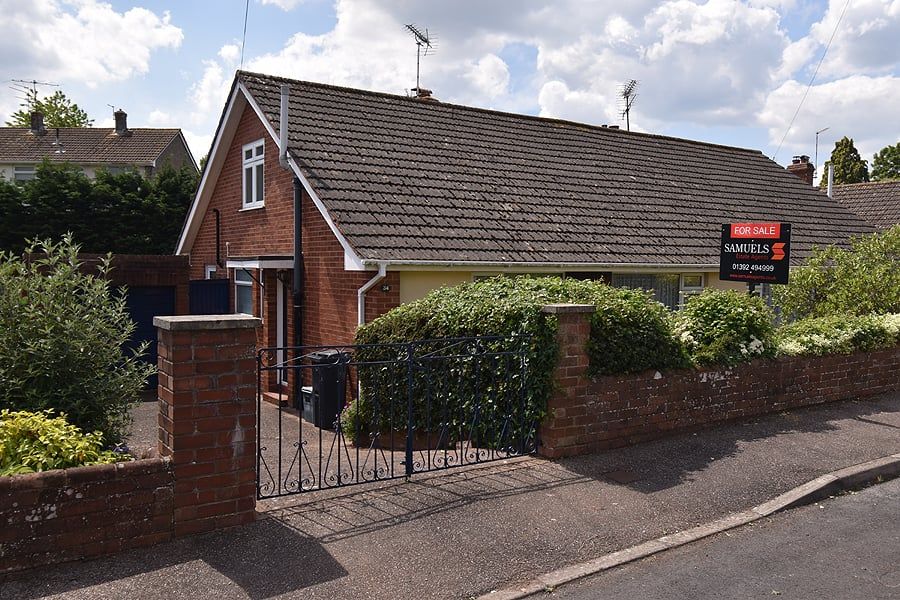 Property photo 1 of 12