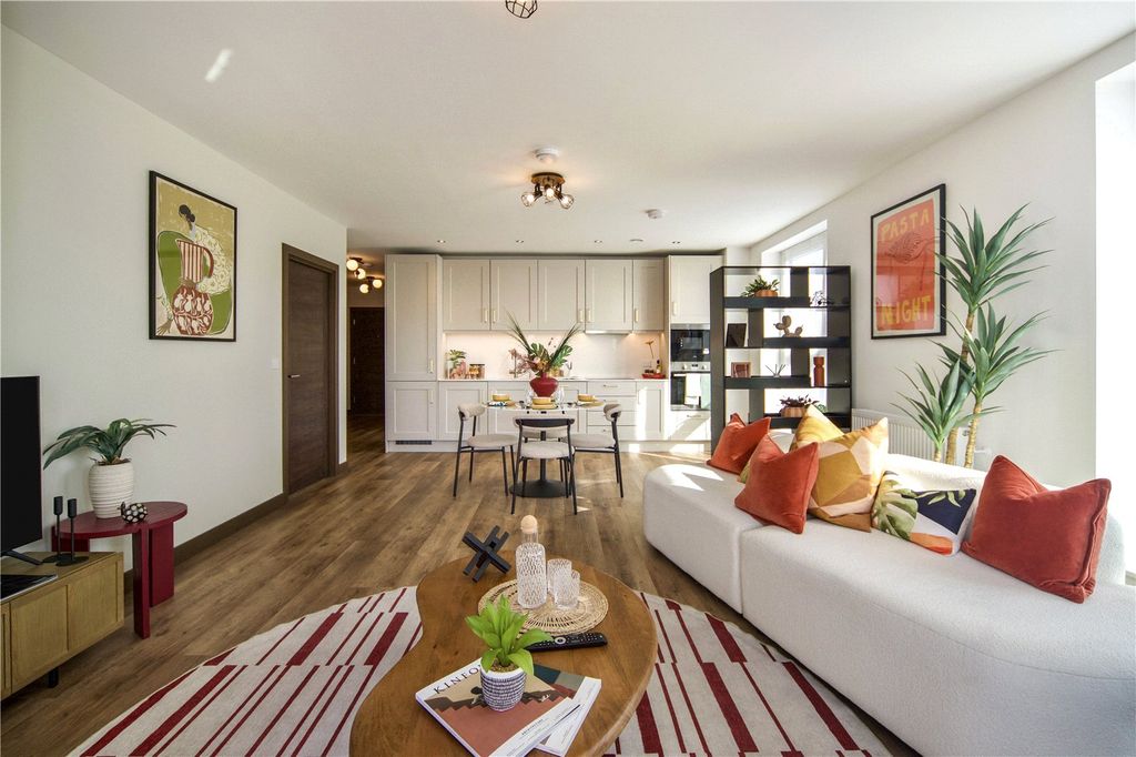 Property photo 1 of 19 Picture No. 01