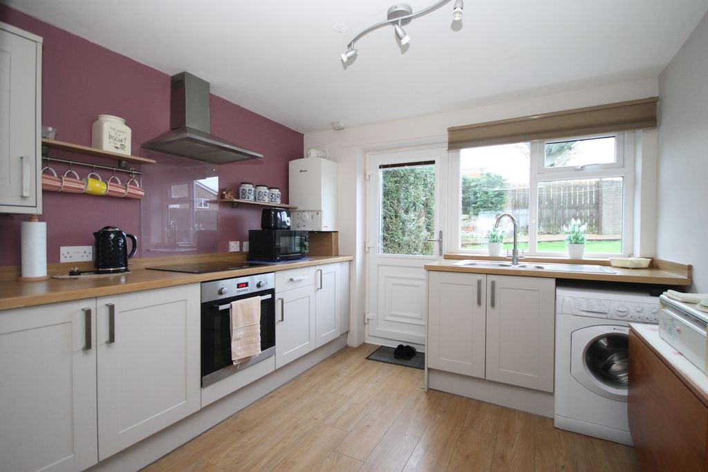 Property photo 2 of 7 Img_8793