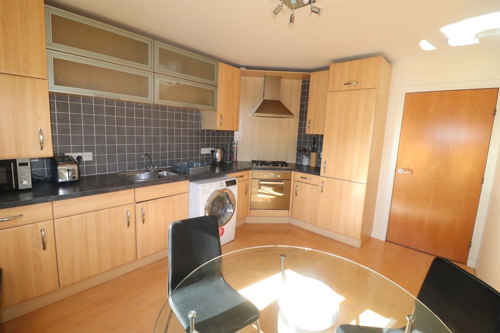 Property photo 3 of 10 Photo 3