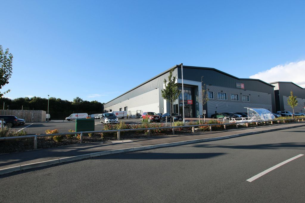 Property photo 3 of 7 H7D_4856.Jpg