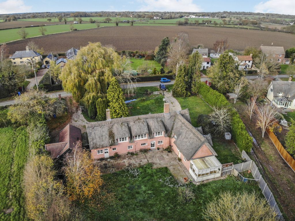 Property photo 2 of 23