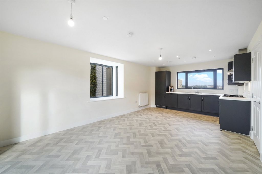 Property photo 3 of 8 Picture No. 04