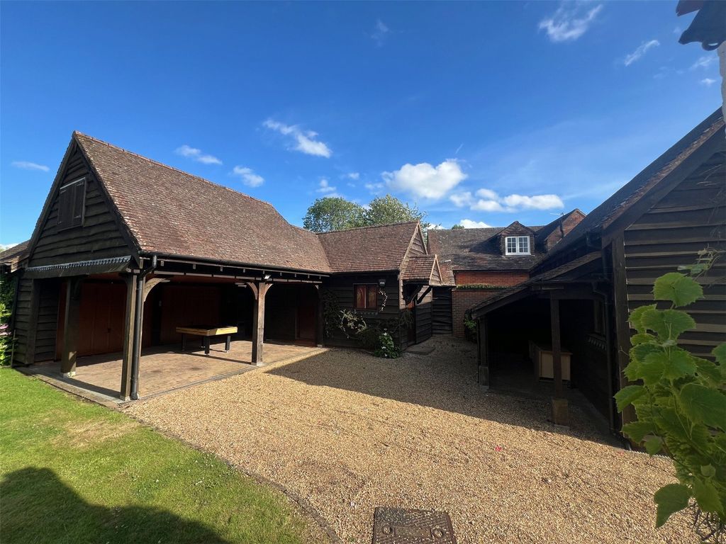 Property photo 2 of 13 Picture No. 25