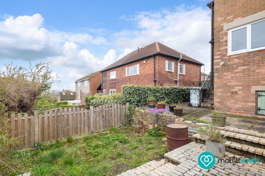 Property photo 3 of 18