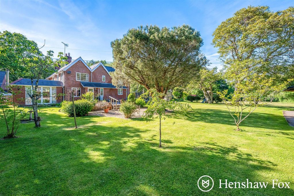 Property photo 1 of 33 Ph8_6592314 - Copy.Jpg
