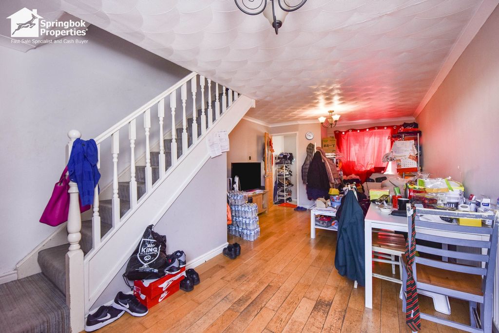 Property photo 2 of 12 Image 1