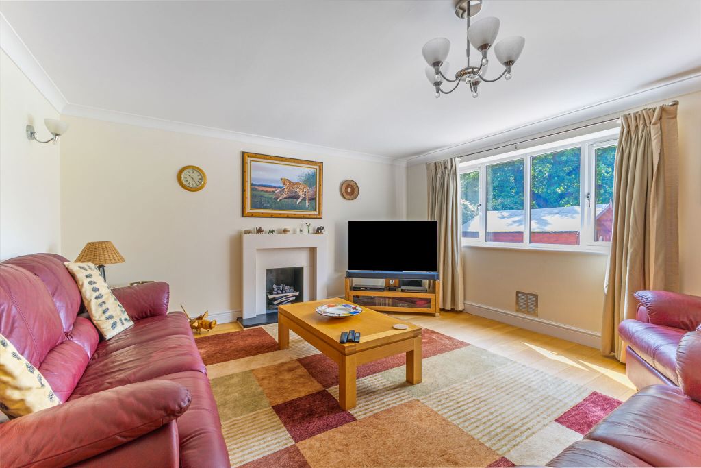 Property photo 3 of 15