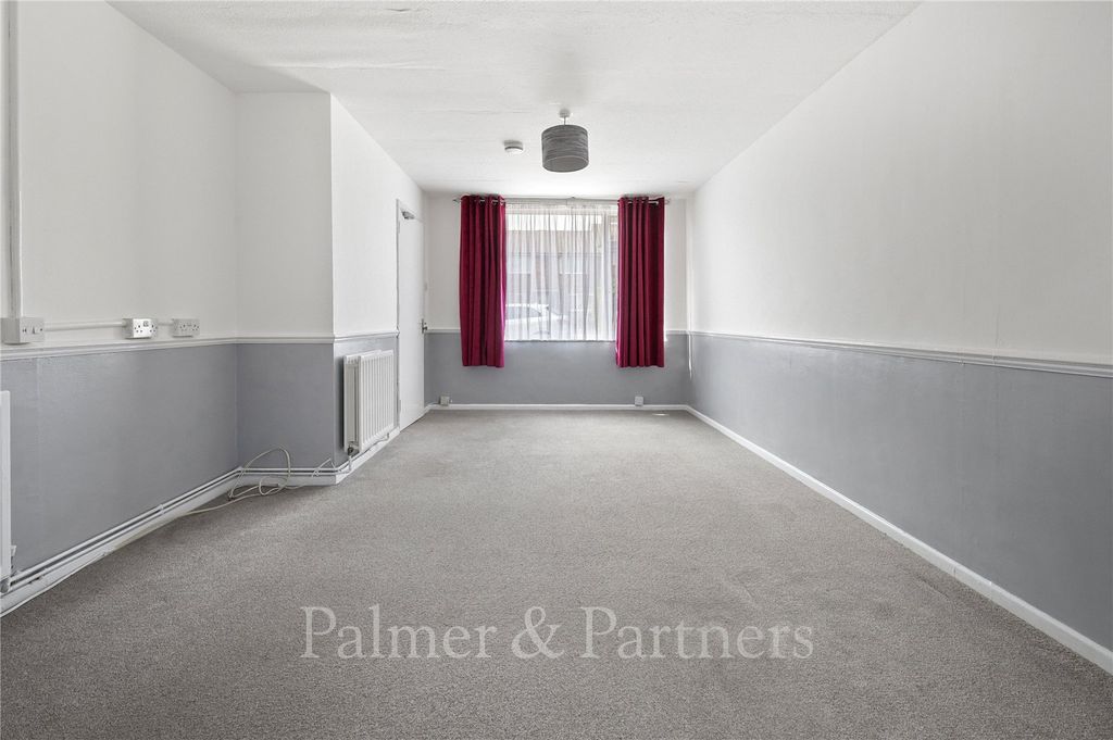 Property photo 3 of 13 Reception Room