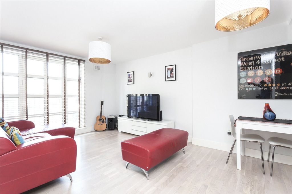 Property photo 2 of 12 Picture No. 05