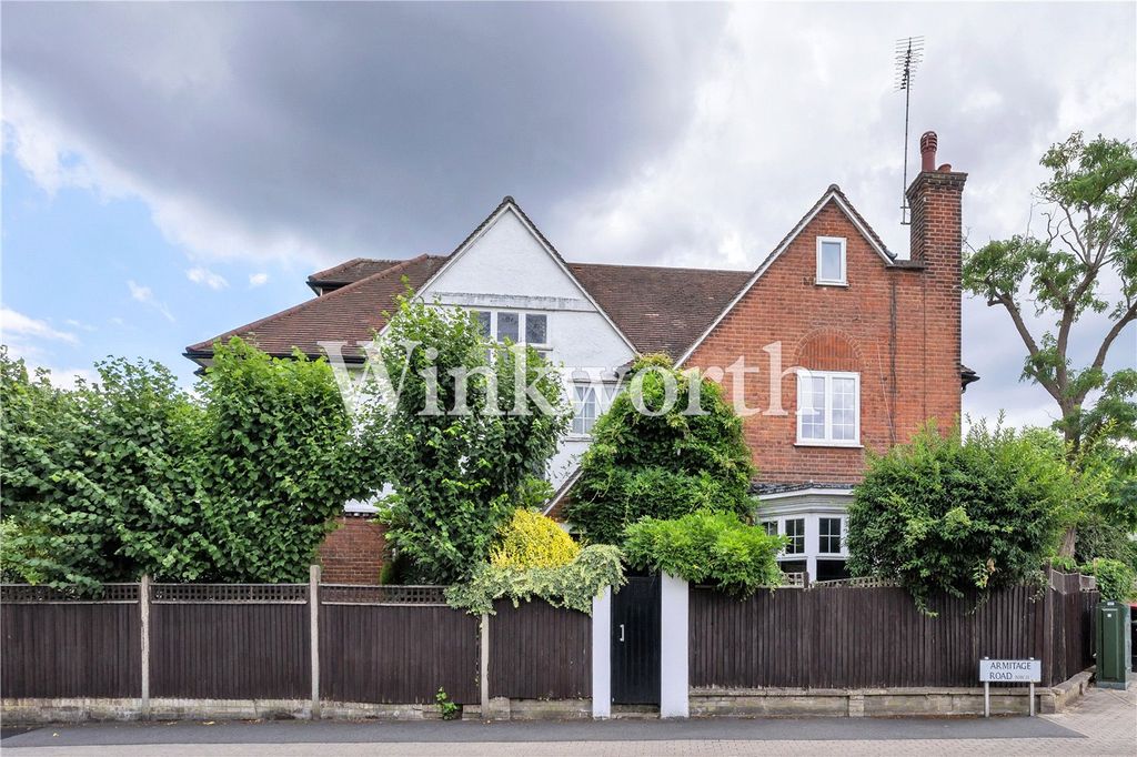 Property photo 1 of 22 Picture No. 11
