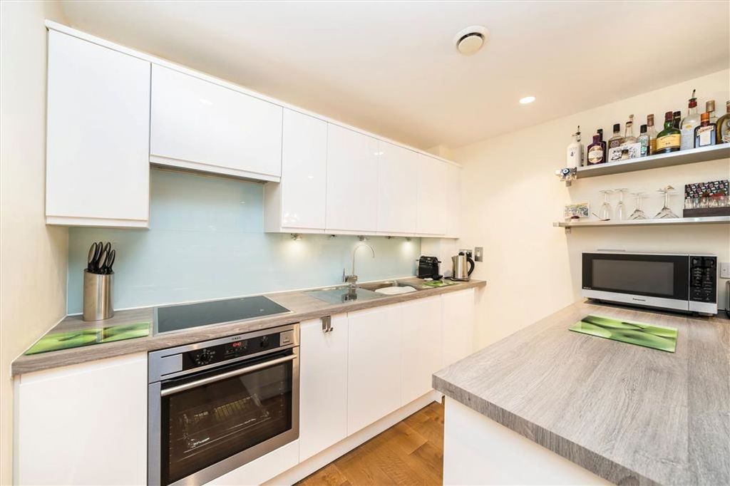 Property photo 3 of 6