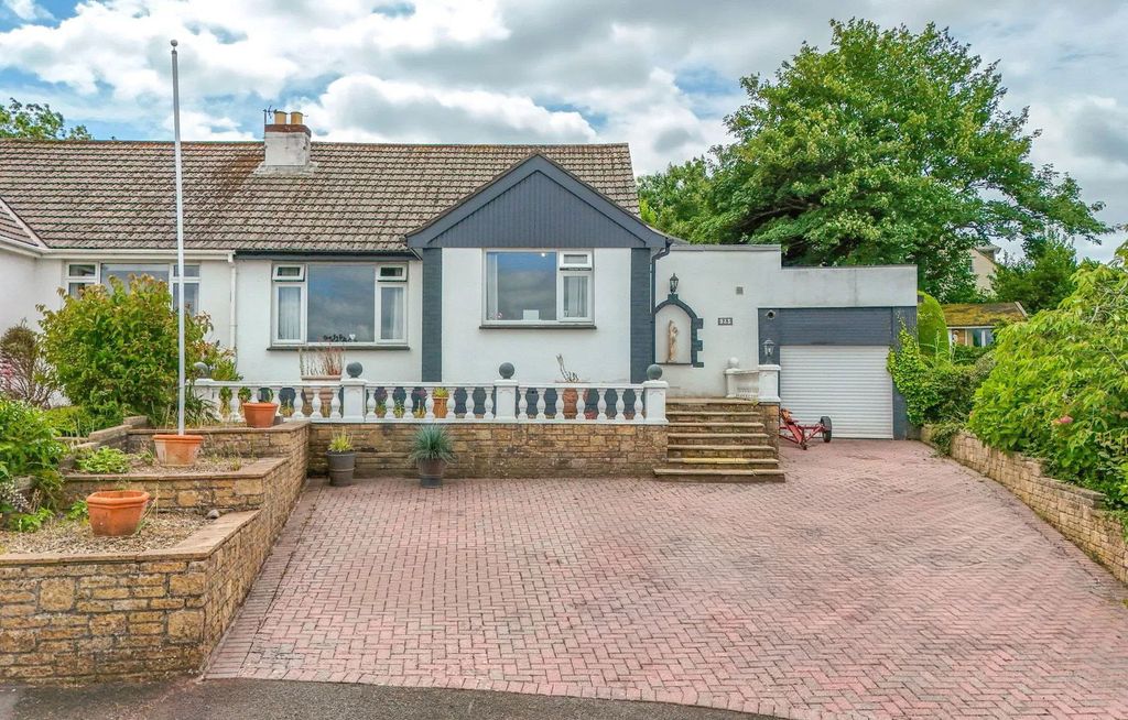 Property photo 1 of 29