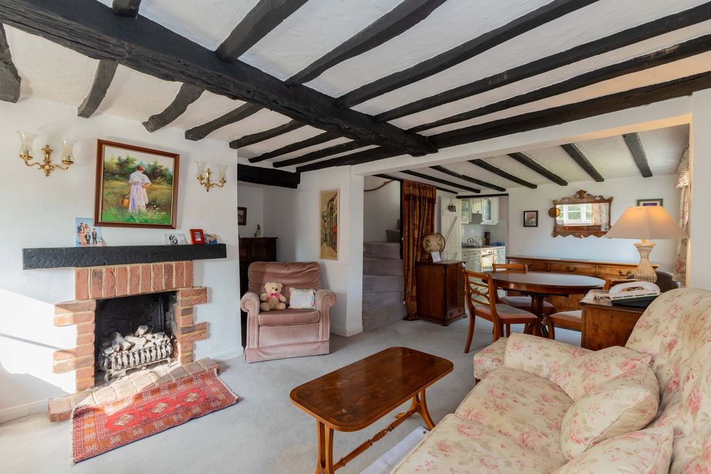 Property photo 3 of 13