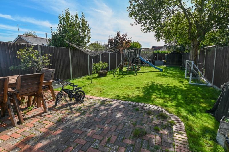 Property photo 2 of 14 Photo 12