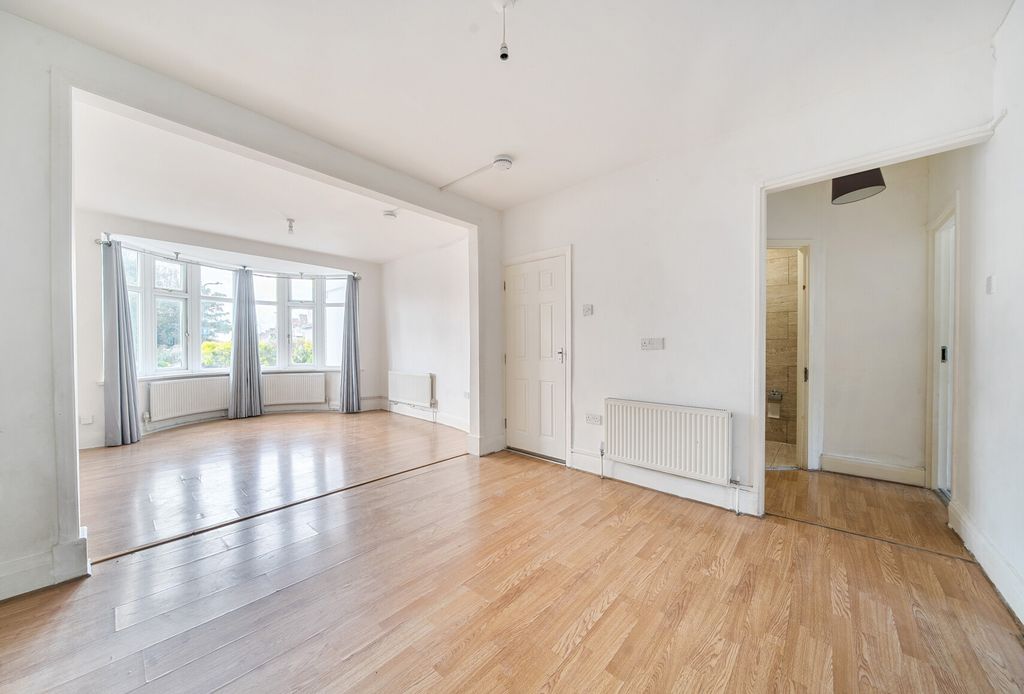 Property photo 1 of 16 1324687-14-6891E5...