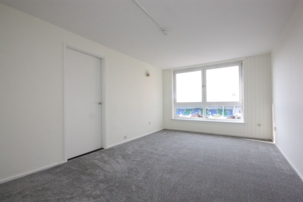 Property photo 2 of 10 Photo 2