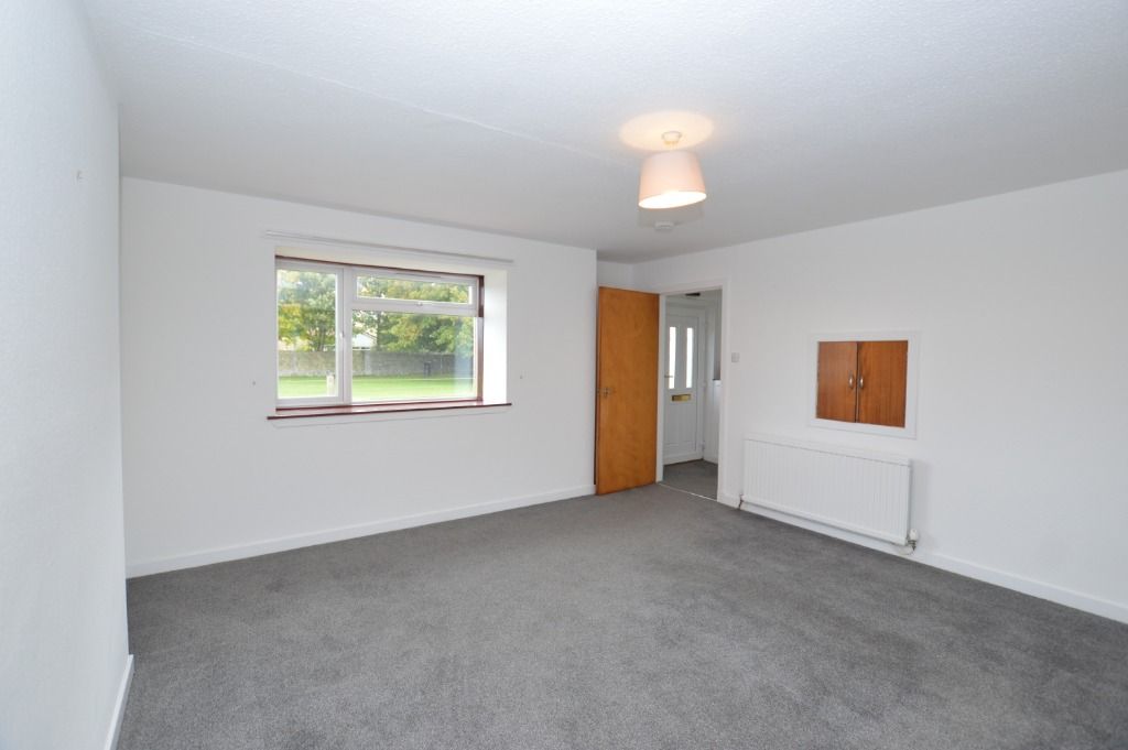 Property photo 3 of 11 Photo 3
