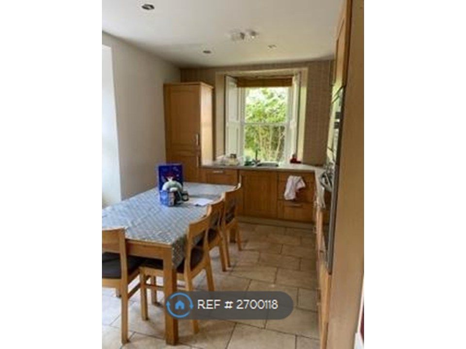 Property photo 3 of 35