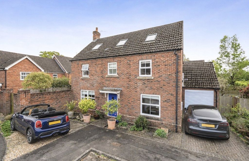 Property photo 1 of 15 Picture No. 72