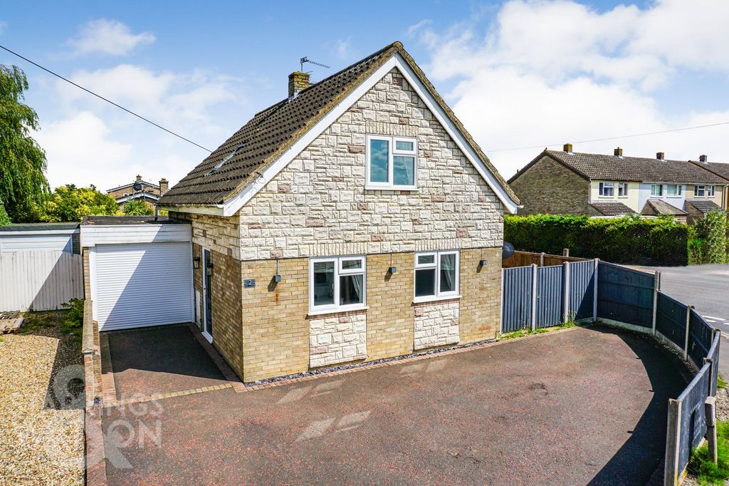 Property photo 1 of 25