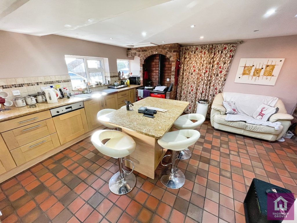 Property photo 2 of 14 Picture No. 04