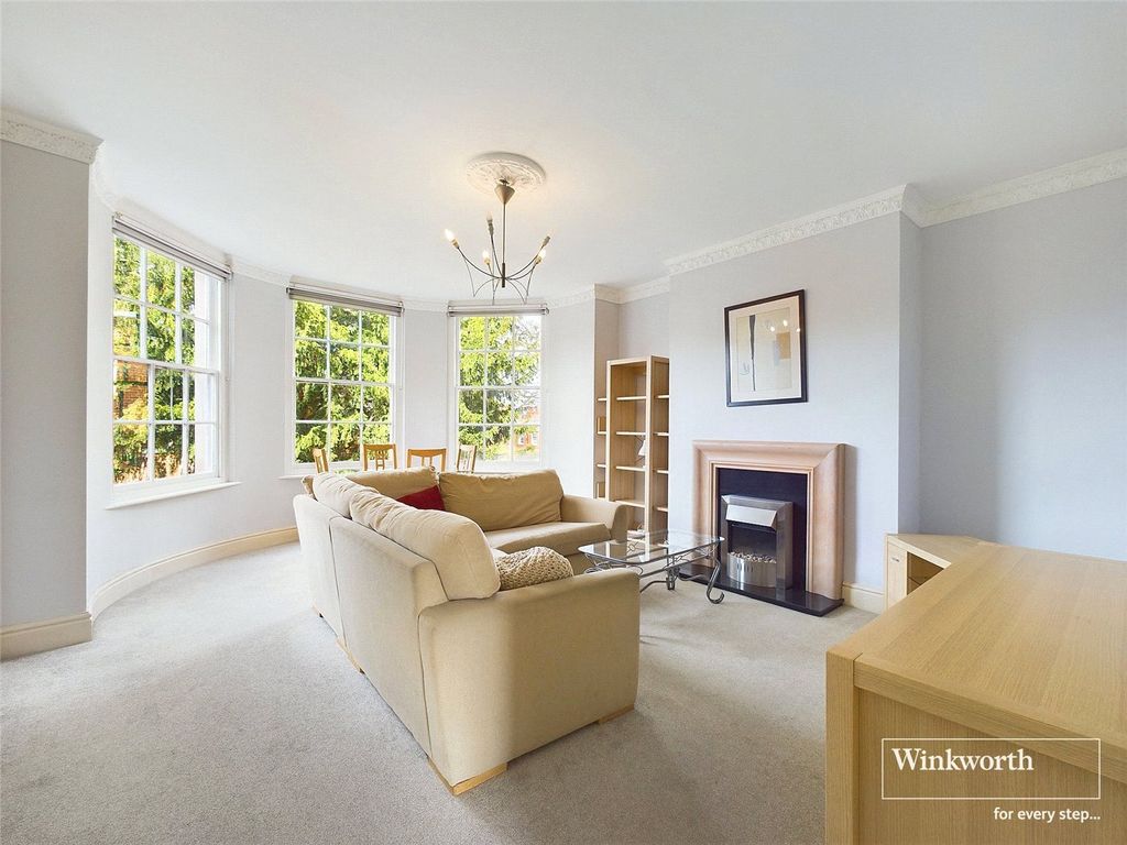 Property photo 2 of 10 Picture No. 15