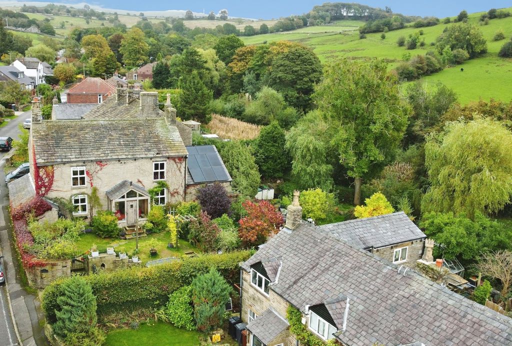 Property photo 1 of 23 Roundwood
