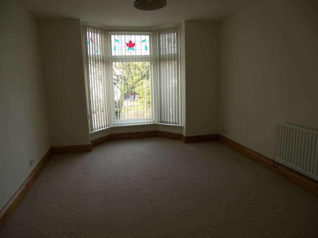 Property photo 2 of 7 Lounge
