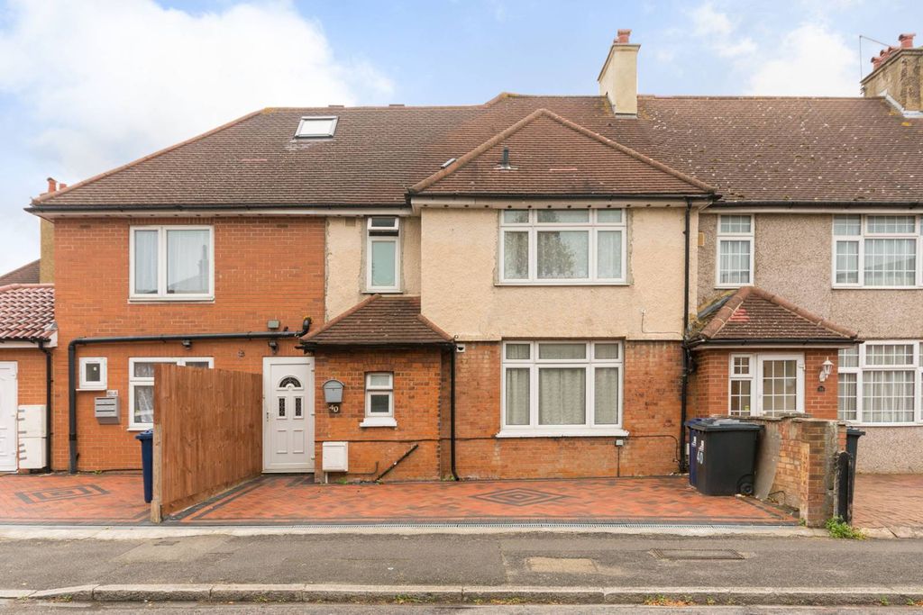 Property photo 1 of 11