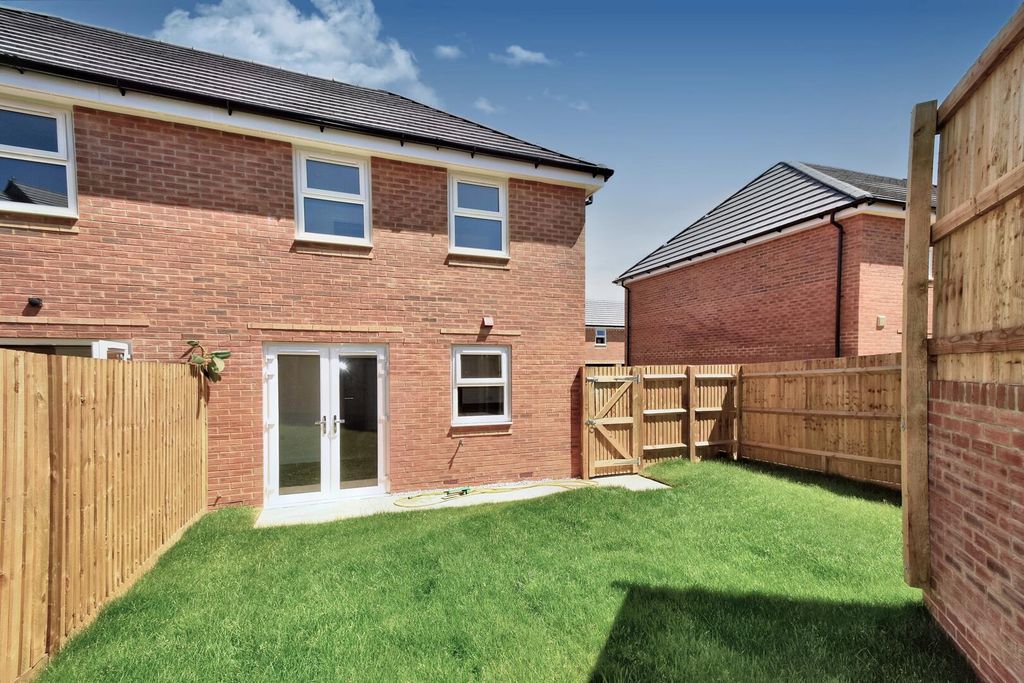 Property photo 1 of 12 Rear Garden