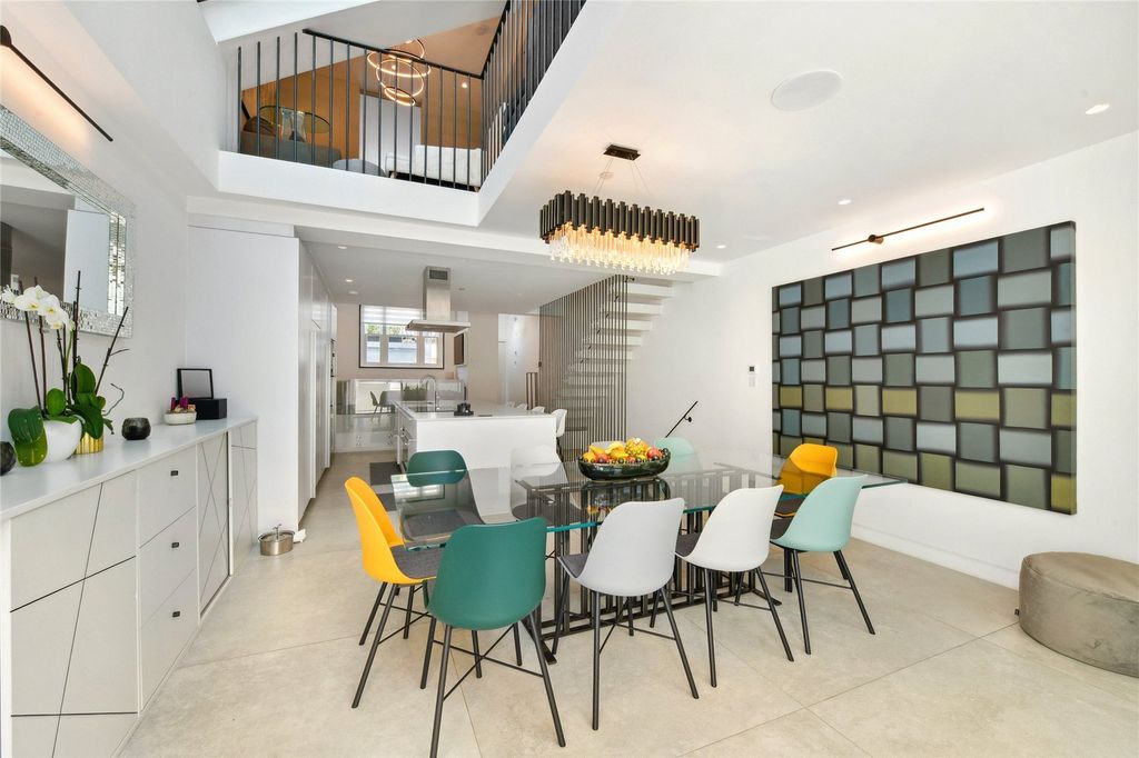 Property photo 1 of 13 Dining Area