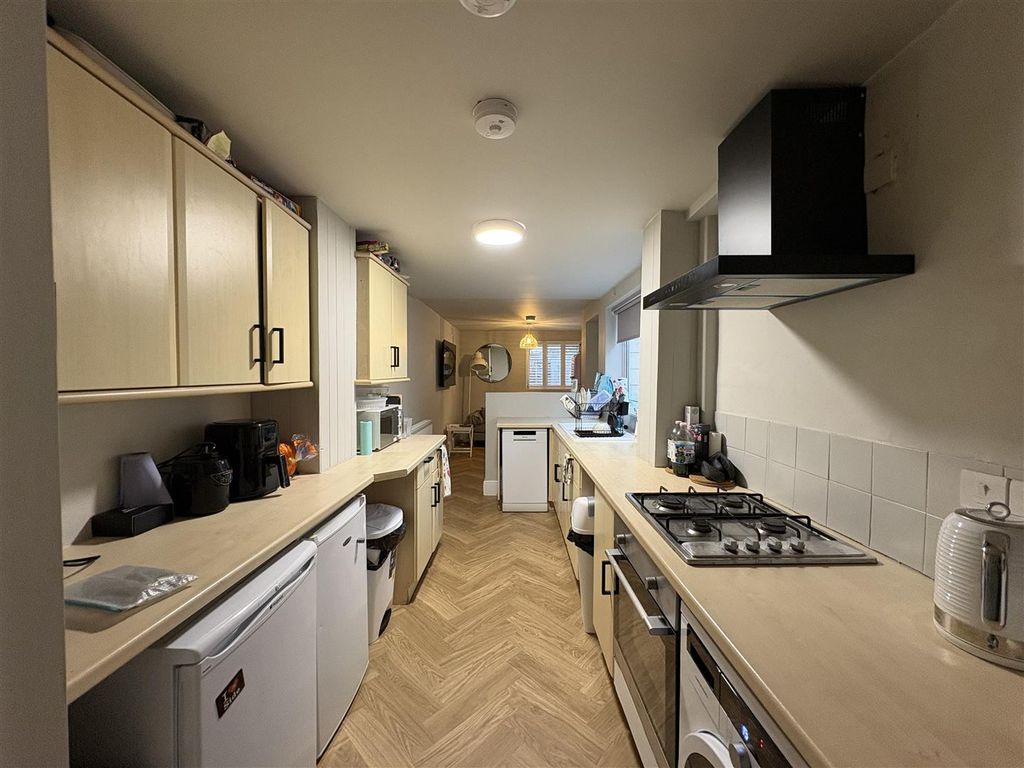 Property photo 3 of 21 Image00012.Jpeg