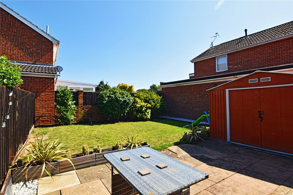 Property photo 2 of 14 Picture No. 11